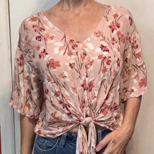 LUQ Rhee Tie Front Top